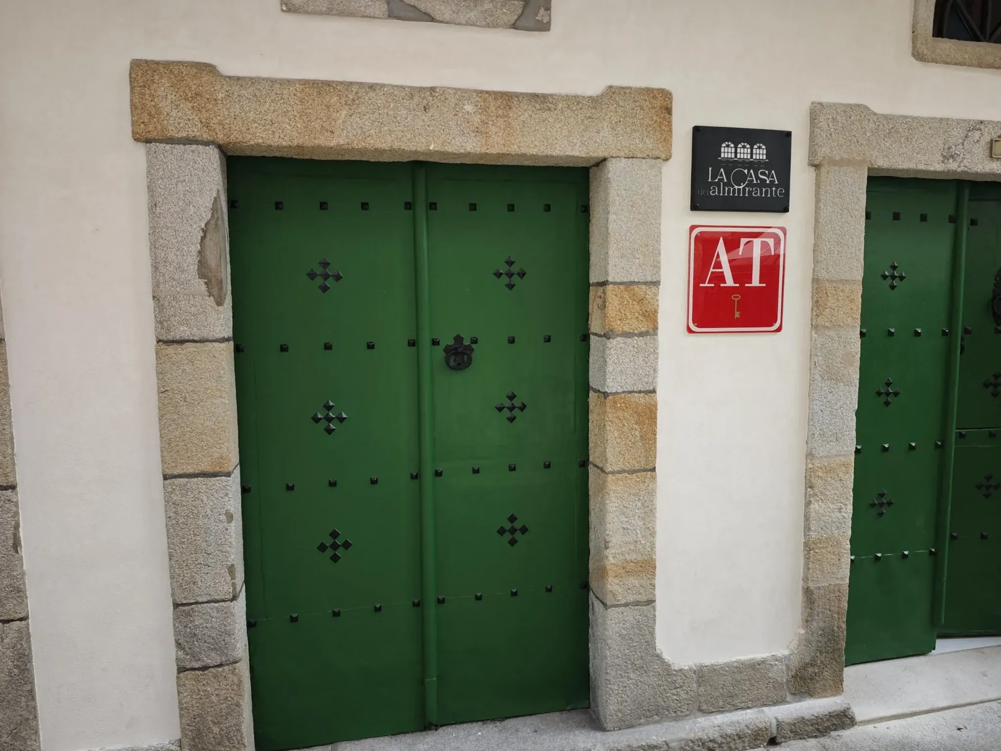 entrada Casa del Almirante en Baiona
